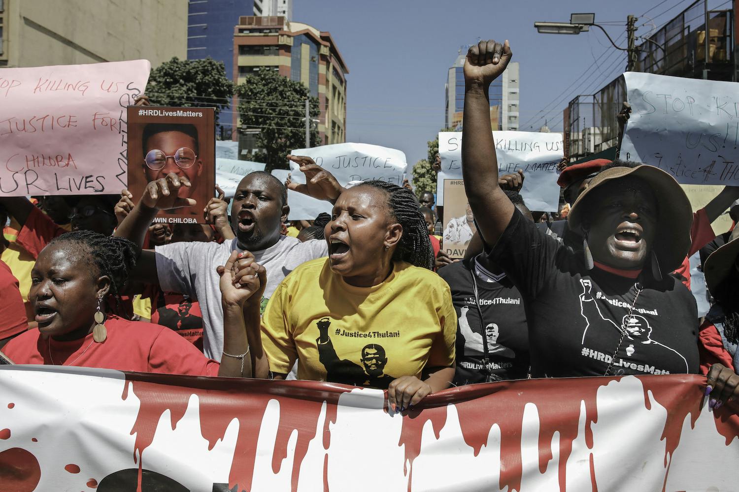 Activists in Kenya protest against the murder of Thulani Maseko